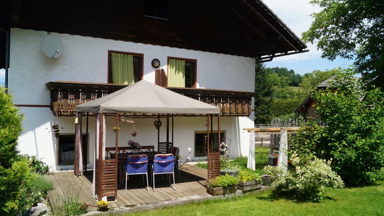 Ferienwohnung Auf Einem Richtigen Bauernhof Finkenstein am Faaker See Екстериор снимка